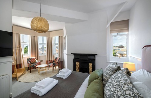 Worthing Hotel | Experience The Railway Hotel Worthing: Guest Rated 9.6/10