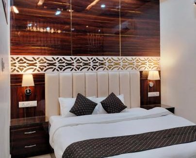 Mau Hotel | Discover The RAI’S Palace: Family-Friendly Hotel & Banquet