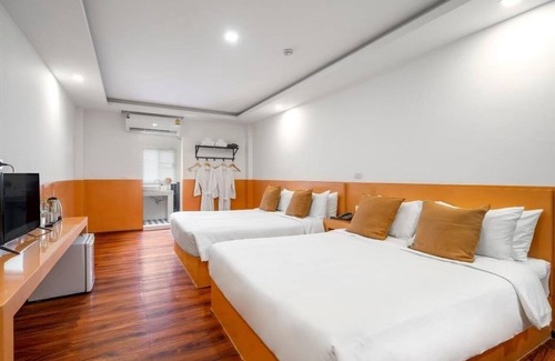 Minburi Hotel | Discover The Ram Hotel: Family-Friendly with Breakfast Included