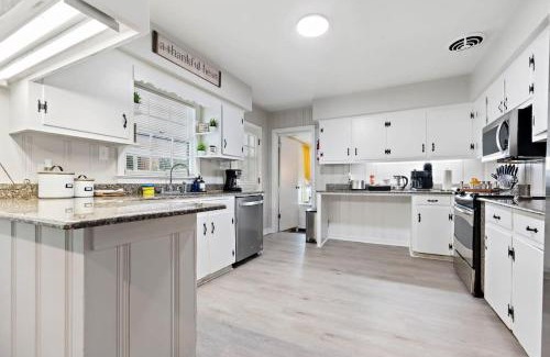 Mobile House | Family-Friendly Retreat: The Ranch with Yard & Patio