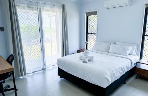 Mackay House | The Ranch 4brm,3bth,AC,Pool