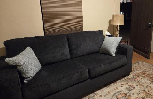San Simon Hotel | Cozy Retreat at The Saguaro Inn - Pet & Child Friendly