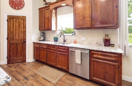 Bryan House | Experience The Ranchette: Ideal Family Retreat Near A&M