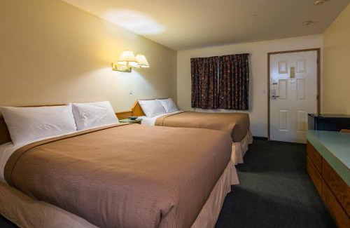 Valleyview Hotel | Comfortable Retreat at The Ranchland Inn in Kamloops