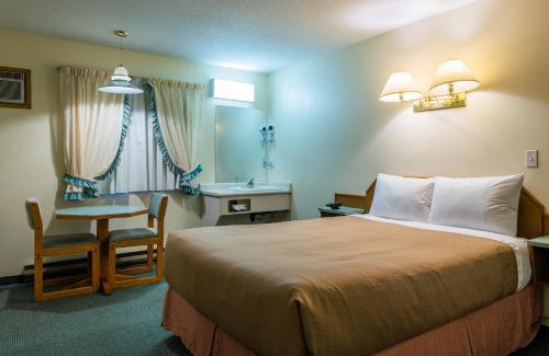 Valleyview Hotel | Comfortable Retreat at The Ranchland Inn in Kamloops