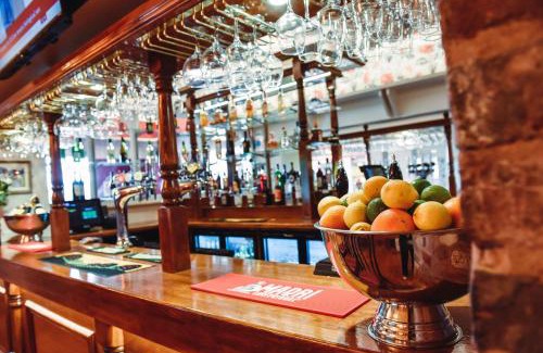 Claines Hotel | The Raven