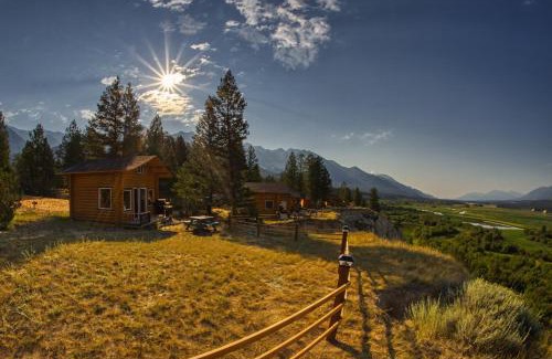 East Kootenay Other | Explore The Raven's Nest Resort & Campground: Pet-Friendly Escape