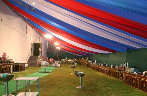 Bhiwadi Apartment | Relax at The Ravindram: Family-Friendly with Spa & Dining