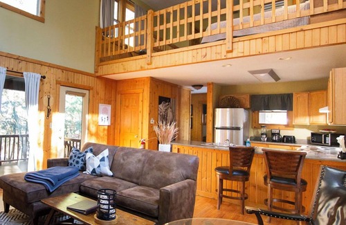 Logan Cabin | Explore The Ravine - Hocking Hills with Pool, Spa & More