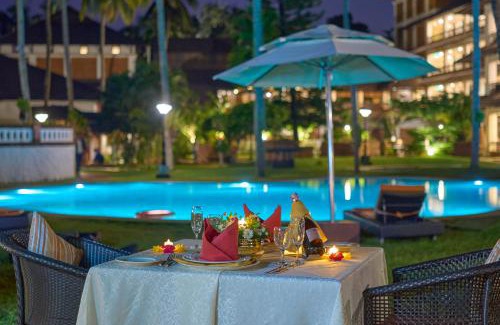 Azhinjilam Resort | Relax at The Raviz Kadavu, Kozhikode - 5-Star Oceanfront Escape