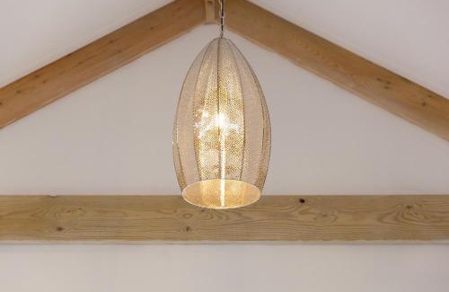 Helford Passage House | Discover The Reading Room: Rated 9.5/10 by Guests