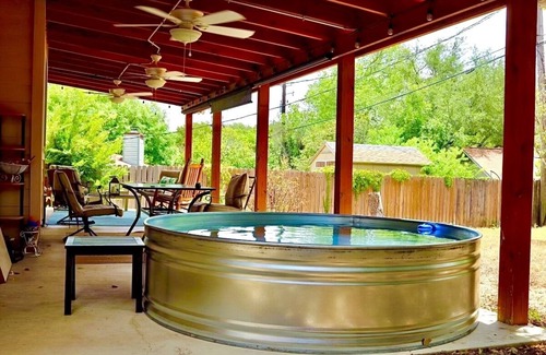 West Oak Hill House | Ideal 3-Bedroom Retreat Near Downtown Austin with Pool