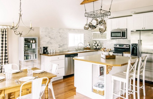 Columbia Falls House | Discover The Red Barn: Your Ideal GNP Base Camp Retreat