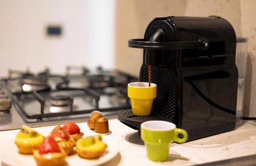 Tricolore Apartment | Family-Friendly Retreat at The Red Bricks Home - Rated 8.9