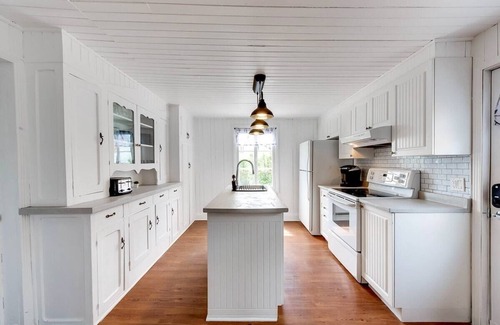 Saint Ferreol les Neiges Cottage | The Red Roof - 3457 - 12 people