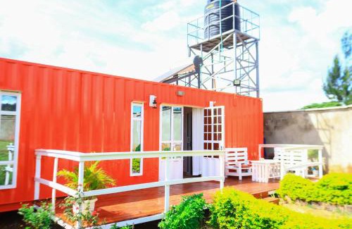 Ngong Apartment | Pet-Friendly Escape at The Red Container - Rated 9.4/10