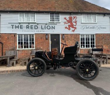 Charing Bed & Breakfast | Guest Rated Red Lion Charing Heath with Breakfast & Kitchen