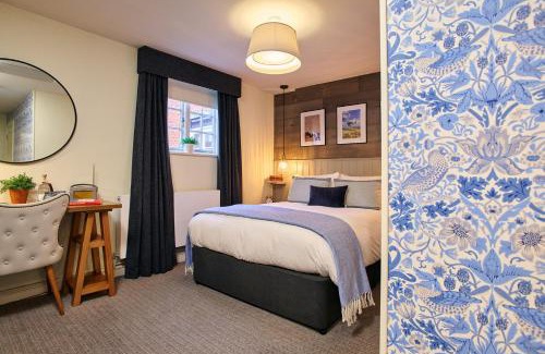 Odiham Hotel | Pet-Friendly Haven at The Red Lion: Rated 9/10 by Guests