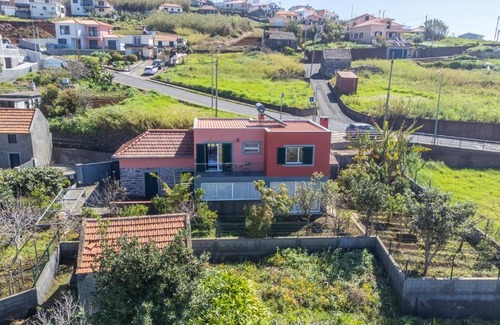 Arco da Calheta Apartment | Discover The Red Nest by GALMI for Your Next Getaway