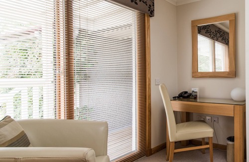 Oldmeldrum Hotel | Discover The Redgarth: Family-Friendly with Top Amenities