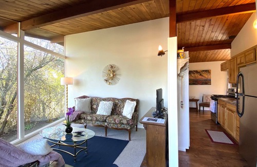 Lodge Hill House | Discover Redwood Hearts Cottage with Ocean Views & Pool