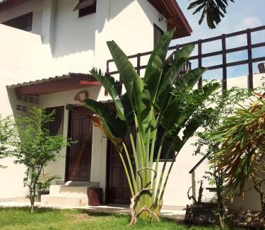 Satun Hotel | Ideal Stay at The Reef Hotel & Studios with Breakfast Included