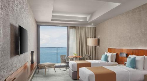 Lapu-Lapu Resort | Discover The Reef Island Resort Mactan, Cebu - 4-Star Paradise