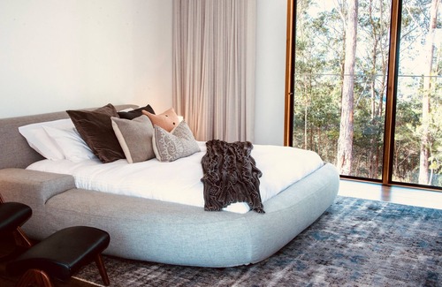 Booroobin House | Discover The Refuge - Valley View with Kitchen Access