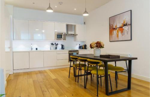 Regent's Park Apartment | The Regents Park Nook 2 Bedroom
