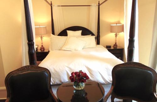 Downtown St. John's House | Highly Rated Rendell Shea Manor - Family-Friendly Escape