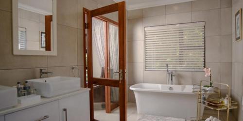 Hazyview Hotel | Discover The Reserve Boutique Hotel with Pool & Breakfast