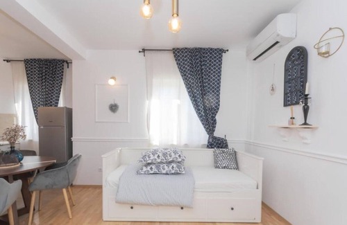 Bilice Apartment | The Residence - apt. Lavander