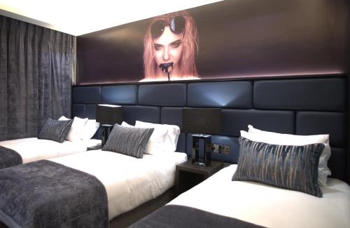 Galway City Centre Hotel | Inviting The Residence Hotel: Family-Friendly & Accessible Stay