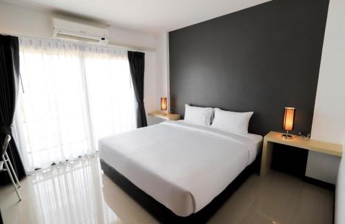 Prachuap Khiri Khan Hotel | Discover The Rest Hotel - ประจวบ with Family-Friendly Amenities