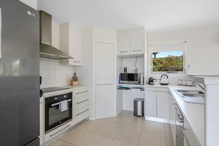 Kingston House | Relax at The Rest Retreat: Family-Friendly 3-Bed Getaway
