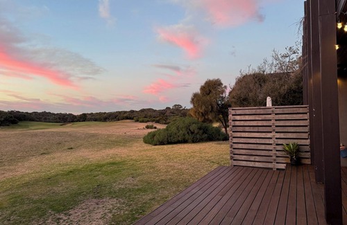 Fingal House | The Retreat at St Andrews Beach Golf Course - A golfer's paradise!