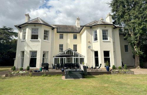 Newark Villa | The Retreat Averham