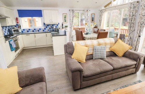 Amroth Cottage | Oceanfront Getaway at The Retreat: Pet Friendly & Family Fun