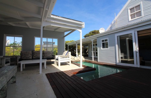 Betty's Bay House | Experience Comfort at The Retreat in Betty's Bay