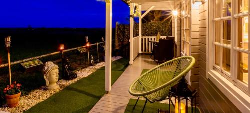 Sudbury Cabin | Inviting Retreat Log Cabin with Wheelchair Access & High Rating