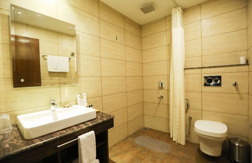 Chharabra Hotel | Exceptional Stay at The Retreat Mashobra with Family-Friendly Amenities