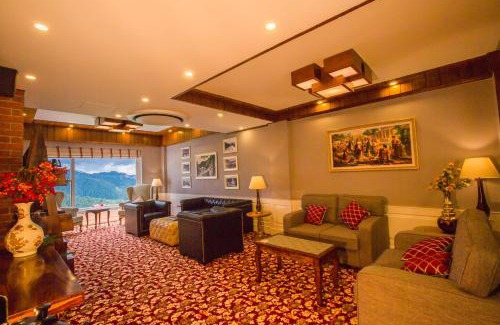 Baldeyan Hotel | Guest Rated: The Retreat Mashobra, Shimla with Breakfast