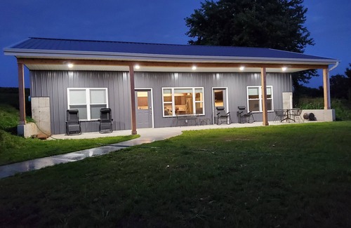 Eastman House | Experience The Retreat on Fisher Lane - Valley View Oasis