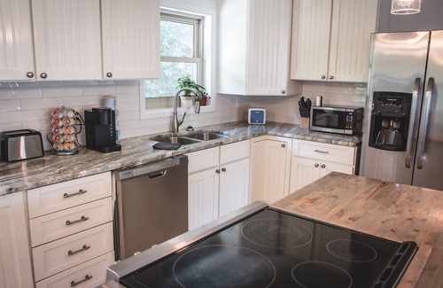 Hickory House | Relaxing Retreat with Private Pool & Hot Tub Awaits You