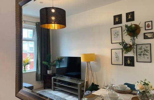 Kenfig Hill Apartment | Pet-Friendly Retreats 1: Cozy 2 Bedroom Flat Awaits