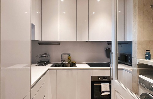 Dong Khoi Hotel | Elegant Living at The Reverie Saigon Residential Suites