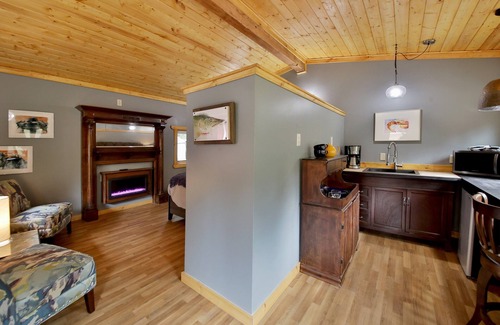 Langley Cottage | Unforgettable Oceanfront Retreat at The Ridge: Villa Oscar