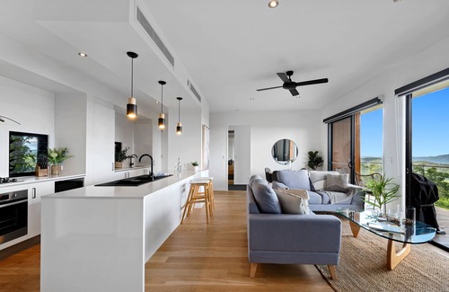 Booroobin House | Eco-Friendly Retreat at The Ridge in Maleny - Guest Rated 10/10