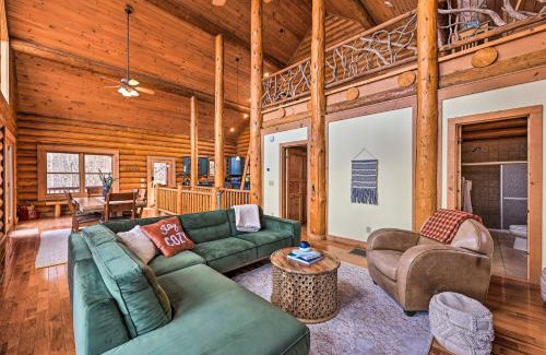 Topton House | Discover The Ridge at Nantahala: Pet-Friendly Retreat