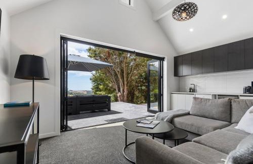 Mangawhai Villa | Oceanfront Getaway at The Ridge - 4-Star Guest Rated 9/10